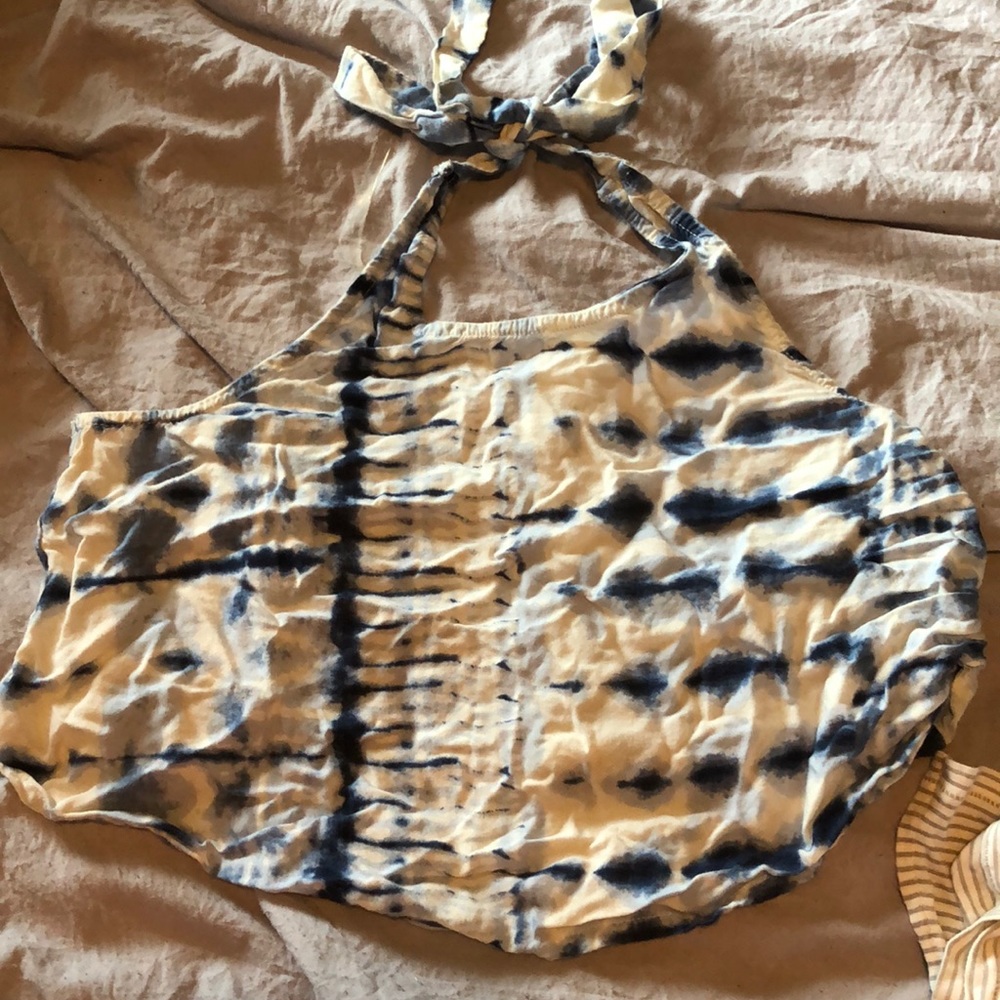 Halter top